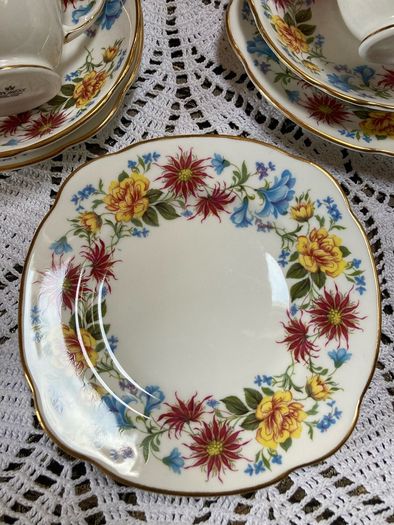 Dushes tea set