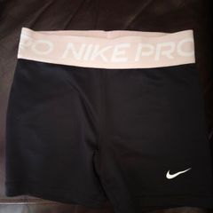 Nike Pro Kids Medium