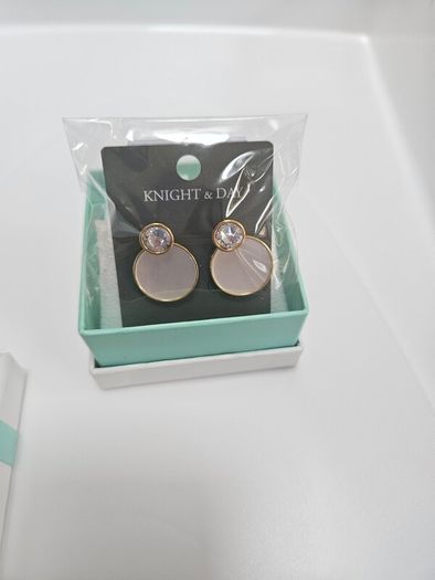 (NEW)  Mother of Pearl Earrings