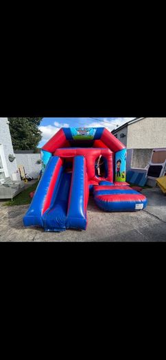 Bouncy Castles Party Machines