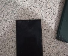 Screen in perfect condition and with s pen and mag safe case
