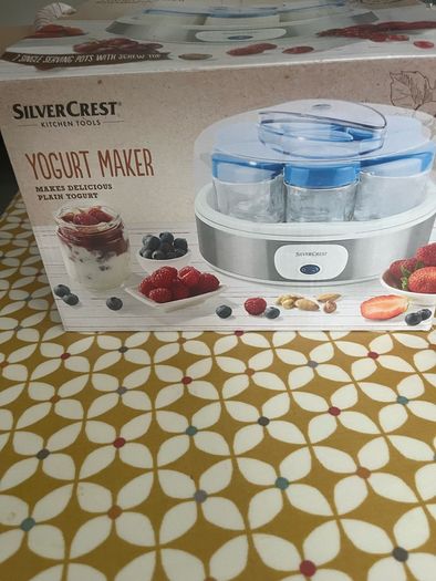 Free Yogurt maker