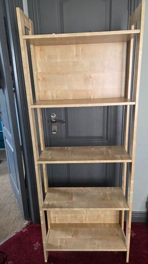 shelf/bookcase in great condition