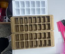 4x ice cube trays