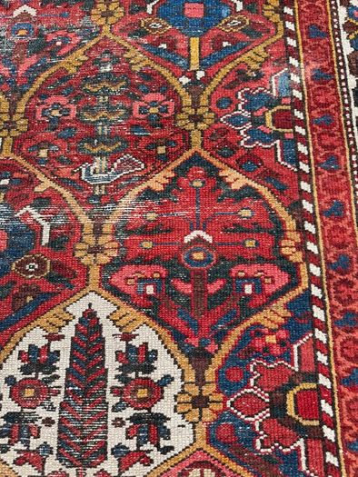 Vintage Persian Bakhtiari Tribal Rug (305 x 165 cm)