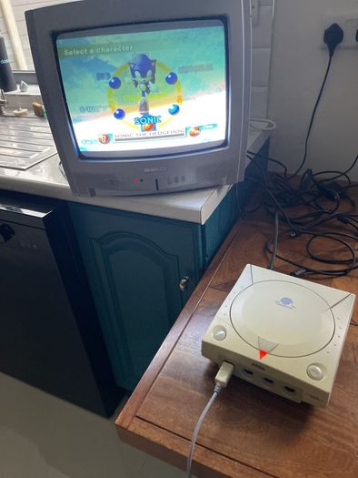 Sega Dreamcast Games & Accessories