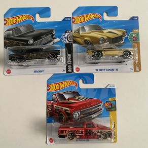 Chevy Camaro/ C10 - Hot wheels