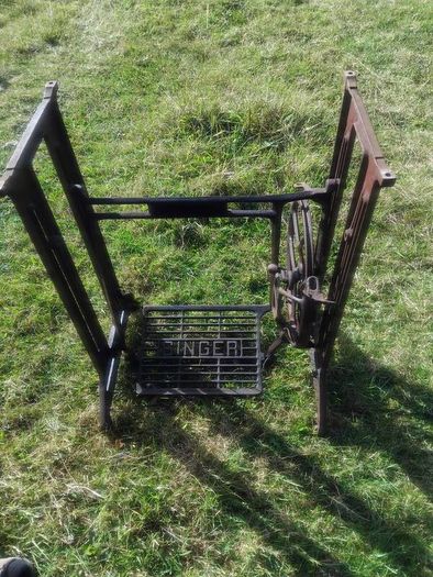 singer sewing machine base
