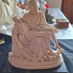 Beautiful Old Statue of Our Lady of Pieta with Christ in her arms, crafted in Italy and mounted on a Marble Base. The sculpture has fine detailing throughout, Postage Available or Collection