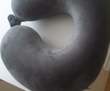 Travel pillow
