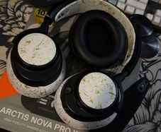 steel series arctis nova pro wireless headset