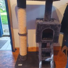 Cat climber/box/scratcher