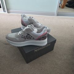 Nero Giardini trainers