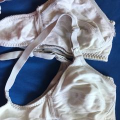 2 nursing bras
