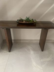 Console table