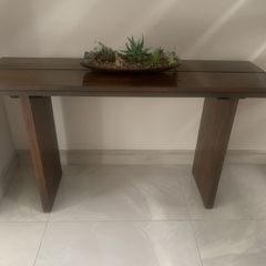 Console table