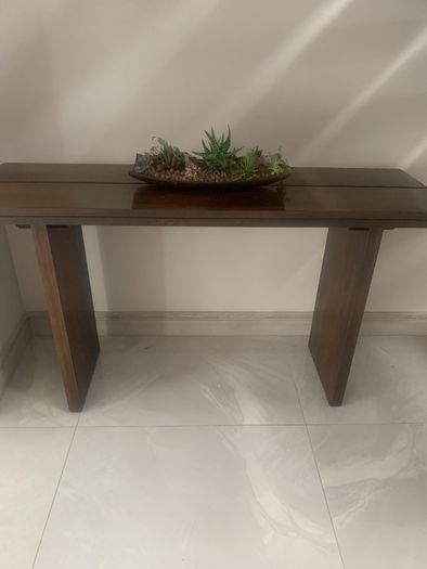Console table