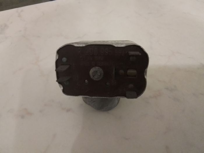VW 12 Volt Relay.