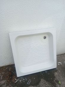 800 mm x 800mm shower tray