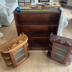 bookshelf