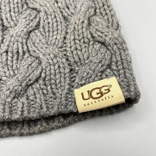 Ugg Australia Grey Beanie Hat Cable Knit  - One Size - Cotton and Silk Blend