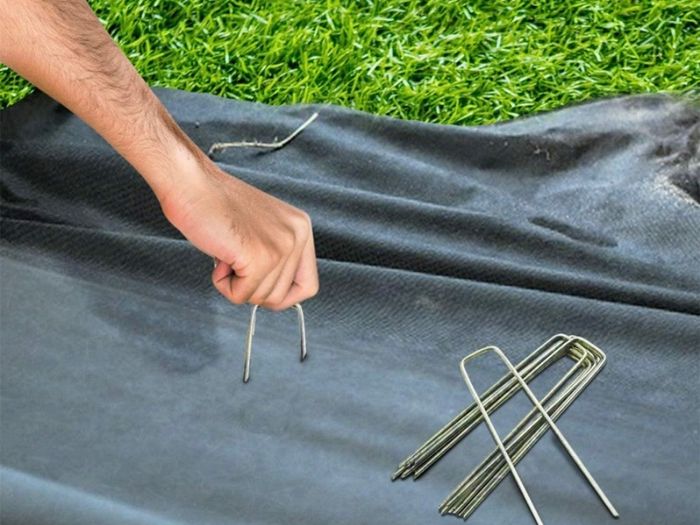Garden Pins Galvanized Anti-Rust Ground Staples Stakes Pegs Spikes Pins for Securing Lawn Farm Sod Weed Barrier Landscape Grass Fabric Netting (FREE POSTAGE)