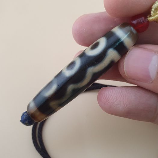Vintage 5 Eyes Agate Bead Amulet pendant Necklace