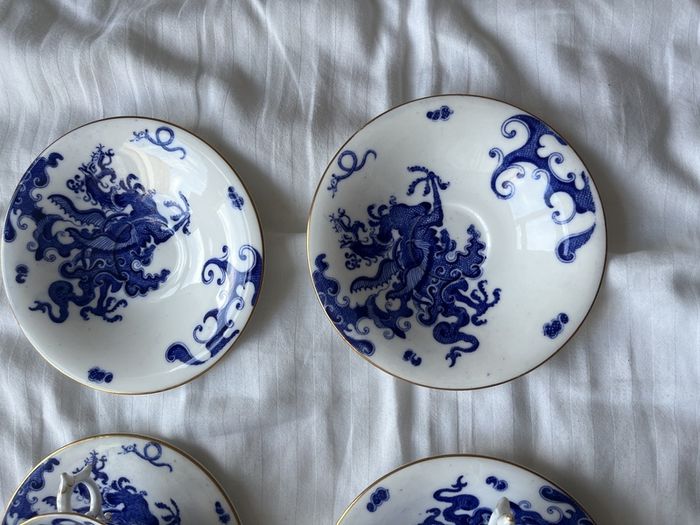 Royal Worcester cups x 4 and saucers x6