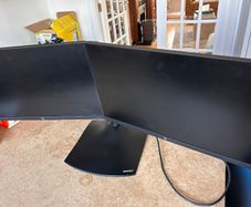 HP Z24 Monitors