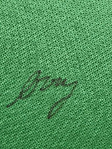 Ireland Ladies Soccer Signed Shirt Size UK14 Quinn
