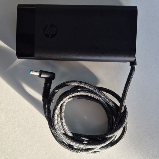 HP Chargers Large and Small barrel connector
