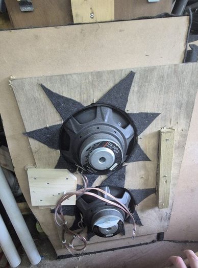 Hertz Dieci DS300.3 12"  Dual Subwoofer