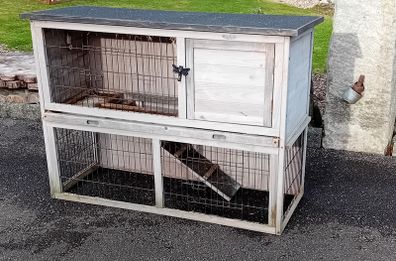 Rabbit/Guinea-Pig Hutch