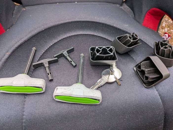 Thule Roof Bars