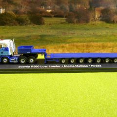 Eddie Stobart plant transporter