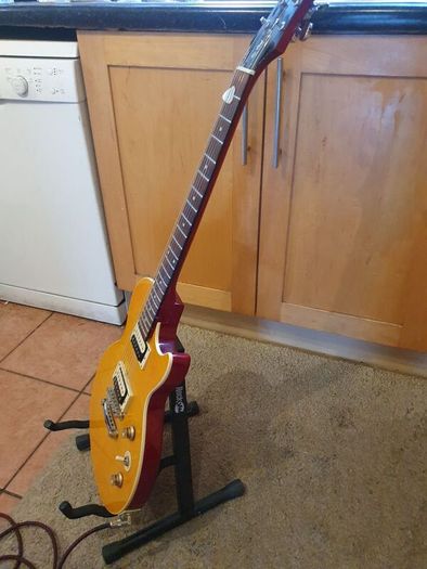Electric guitar bundle