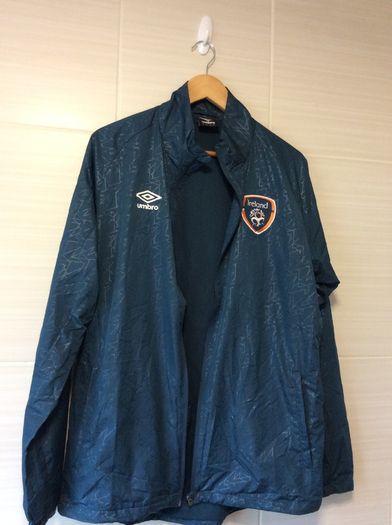 Ireland  Jacket. Official Umbro Ireland Football Mens Windcheater Jacket. Collect In Dublin Or Receive Via Post.