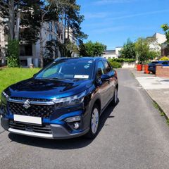 Suzuki S-CROSS 1.5 Hybrid HEV Motion