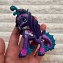 Spin Master Hatchimals Pixies Riders Black Glitter Lily and Seastallion Glider only approx. 9 cm. Used please see photos Image 9