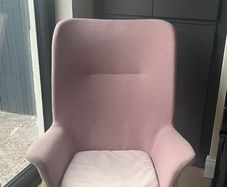 VEDBO pink armchair with wooden legs