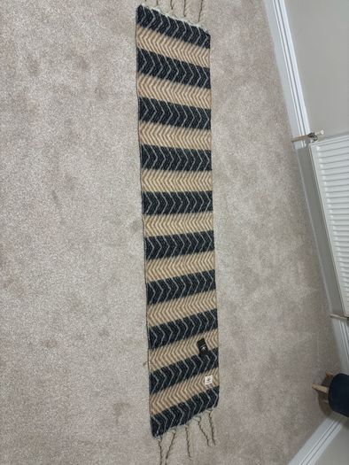 New scarf tags on