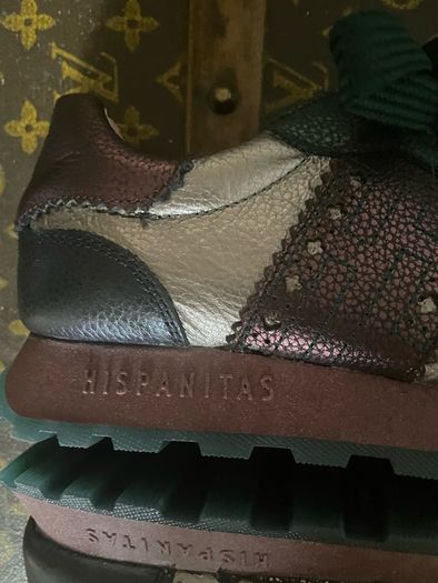 Hispanics trainers