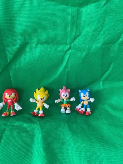 Sonic figures