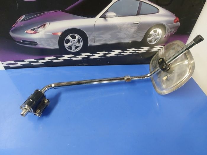 Truck mirror arm
