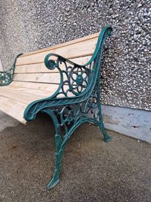 garden bench cast iron