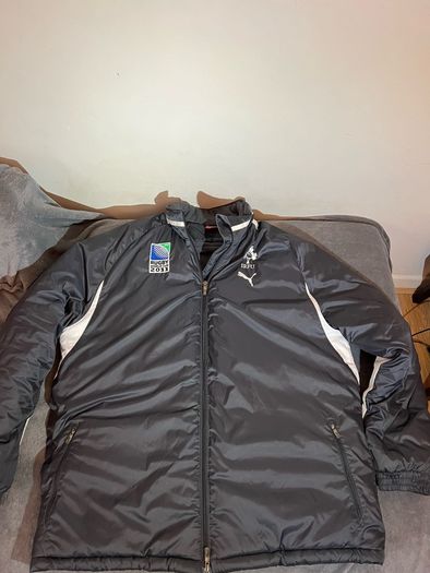 Ireland rugby vintage 2011 coat in perfect condition Size XL