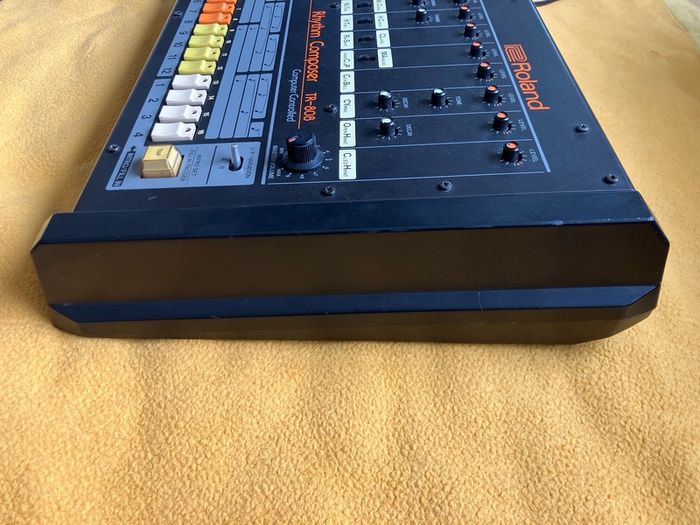 Roland TR 808