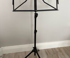 Music stand
