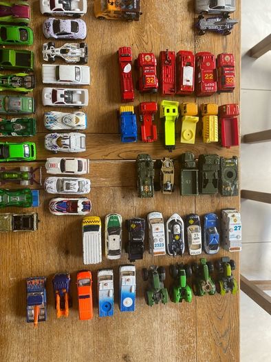 Mainly hotwheels 273 cars total.