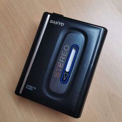 SANYO MGP21 Walkman Cassette Player
